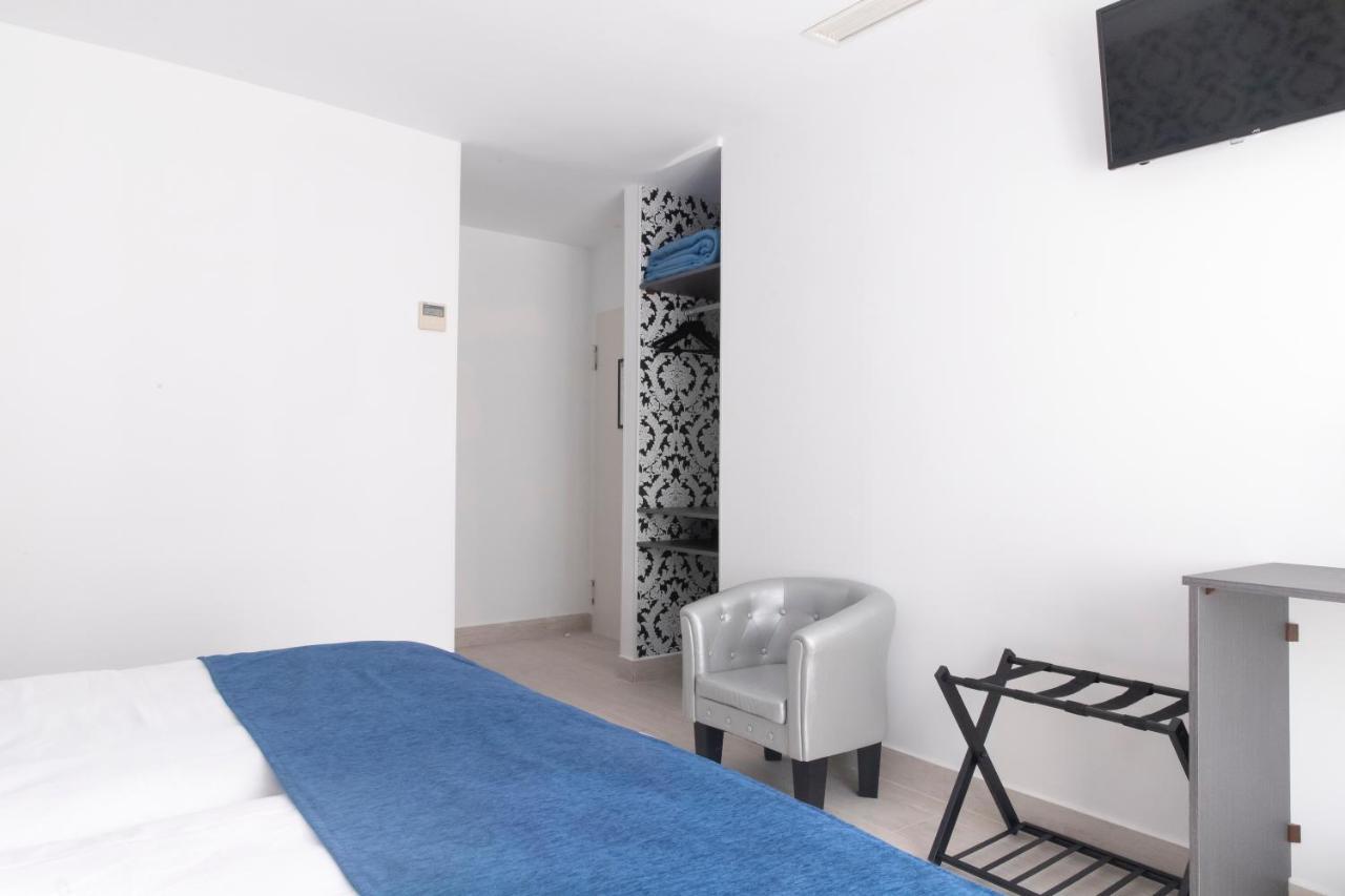 Hostal Boutique I Host You Madrid Exterior photo