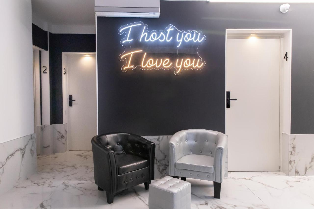 Hostal Boutique I Host You Madrid Exterior photo